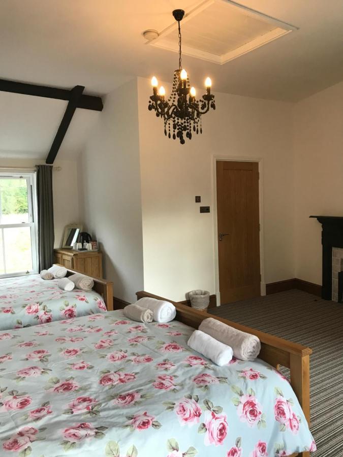 Rheolau Arms Bed & Breakfast Swansea Eksteriør bilde