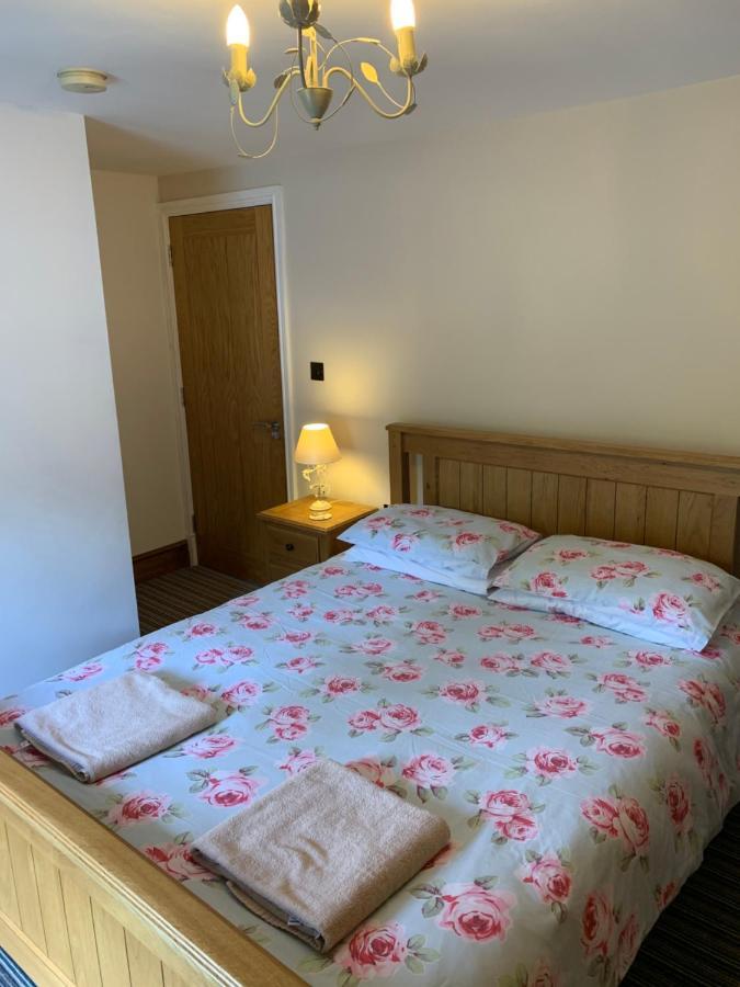 Rheolau Arms Bed & Breakfast Swansea Eksteriør bilde